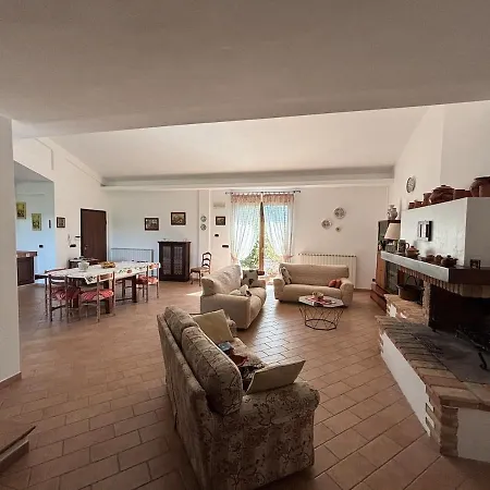 فيلة Umbria Il Salice Quadrelli