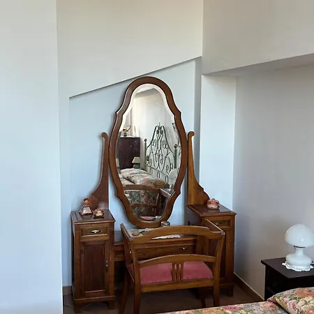 فيلة Umbria Il Salice Quadrelli